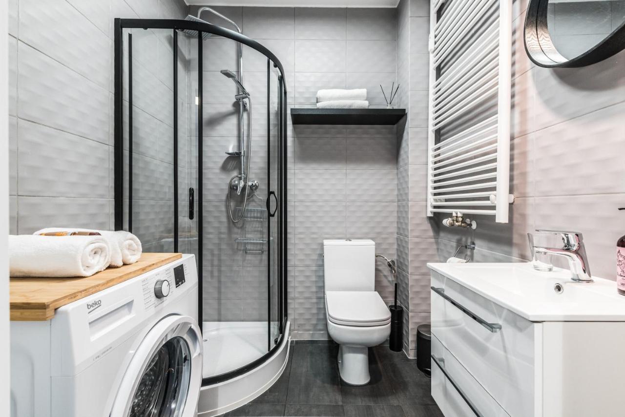 Apartament W Sercu Miasta Poznan Garbary 31 Екстериор снимка